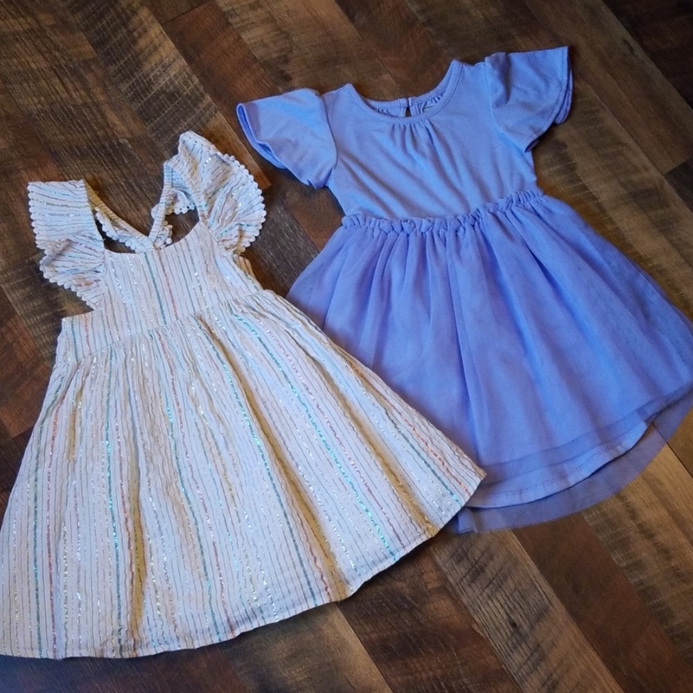Old Navy set of two dresses 18-24 months *EUC